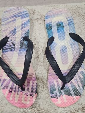 Aeropostale Multicolor Pastel Flip-Flops with Black Straps